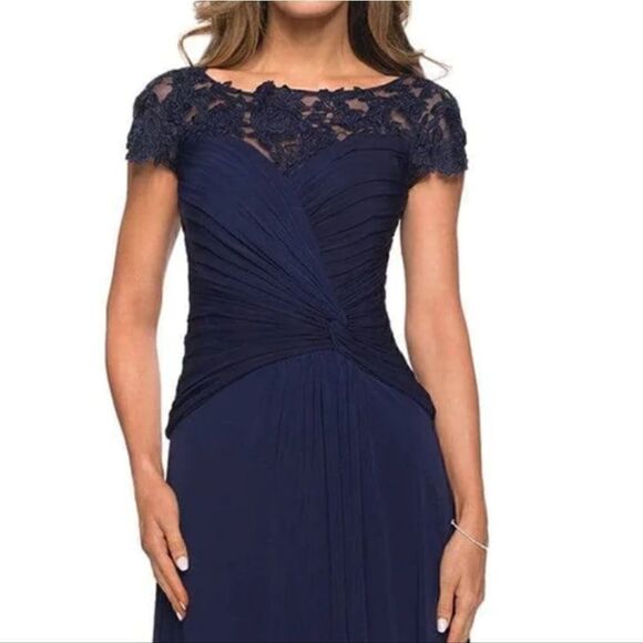 La Femme - Knot-Ornate Ruched Evening Dress - Picture 2 of 9